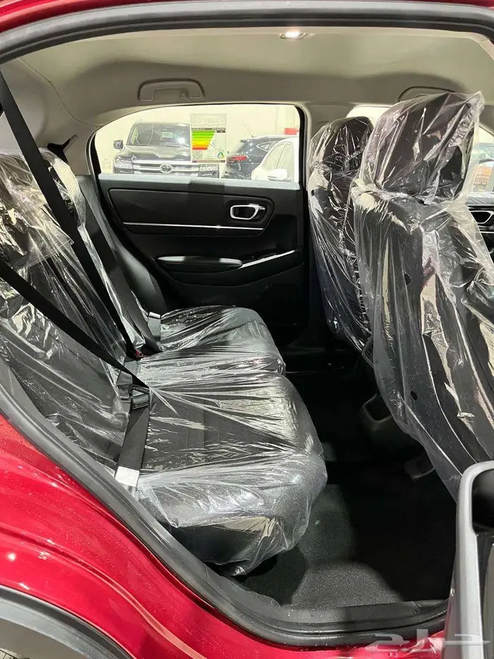 عرض خاص هوندا HRV - LX نص فل موديل 2025 بطاقه جمركيه 8