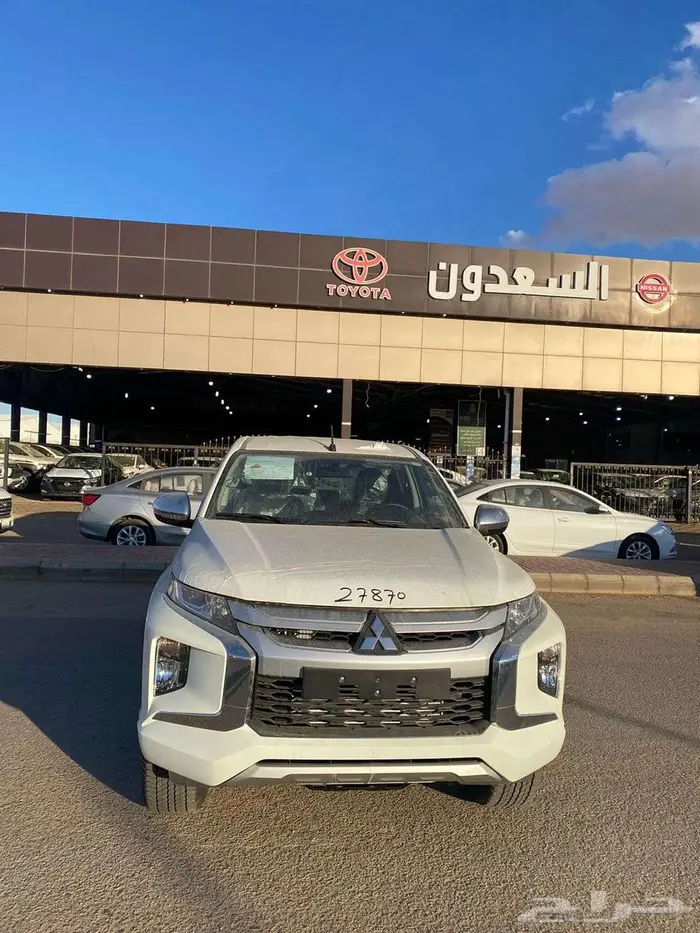 ميتسوبيشي L200 2023 قير اوتماتيك ديزل 5