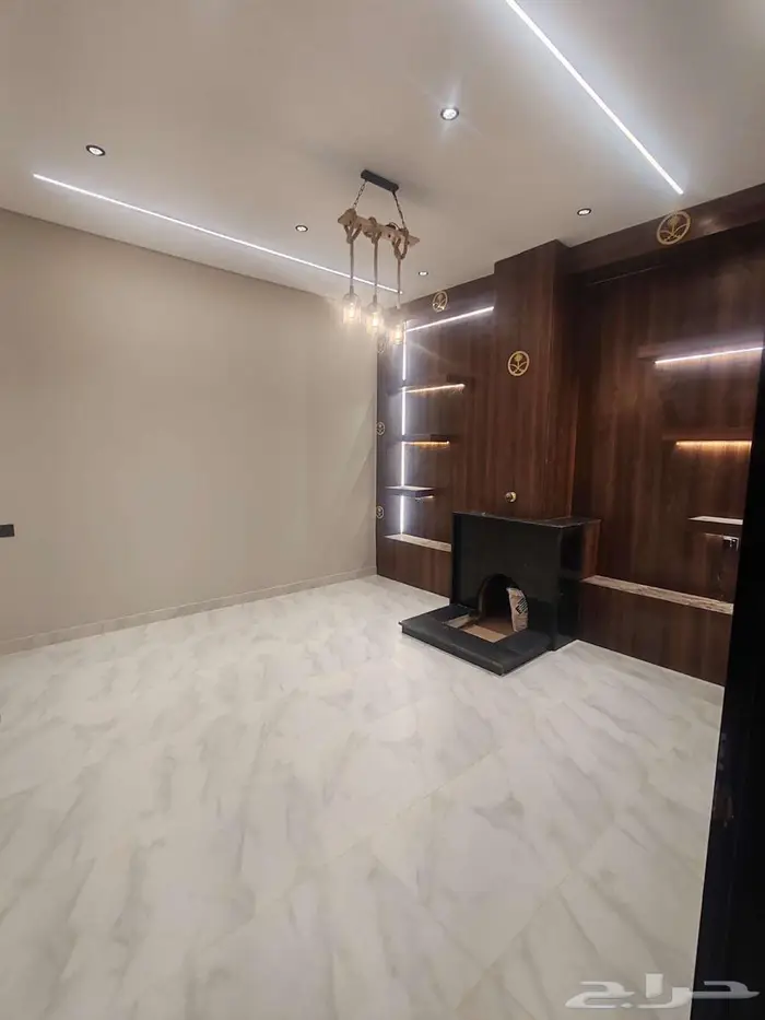 فيلا نص ارض تشطيب فاخر فاخر 15