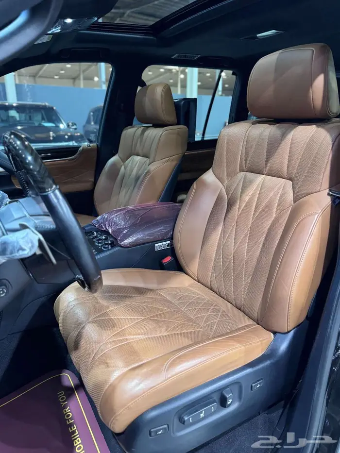 لكزس LX 570s Black Edition موديل 2023 4