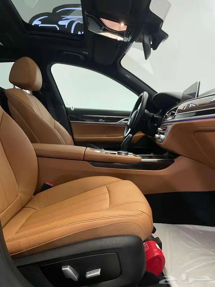 بي ام دبليو 2021 730LI 23