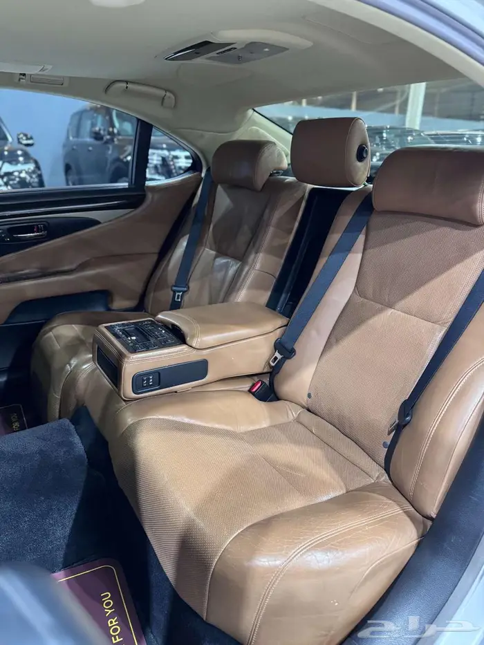 لكزس LS 460L موديل 2013 8