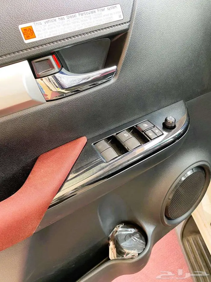 هايلوكس غمارتين S-GLX 4 4 اوتوماتيك 2.4 ديزل 2025 سعودي 7