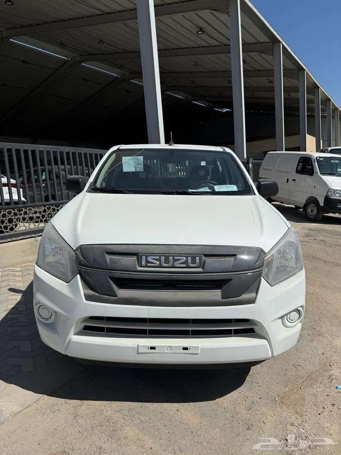 ايسوزو غمارتين ستاندر 150 حصان موديل 2026 1