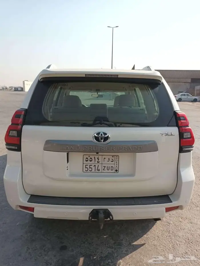 تويوتا برادو ديزل TXL موديل 2022 10