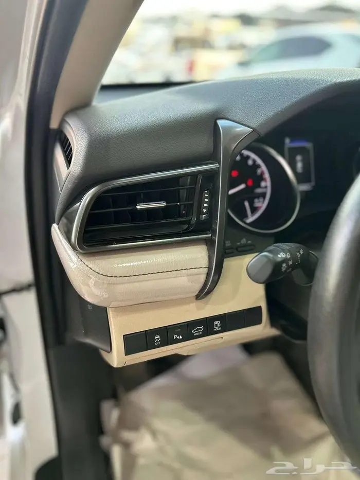 تويوتا كامري 2024 10