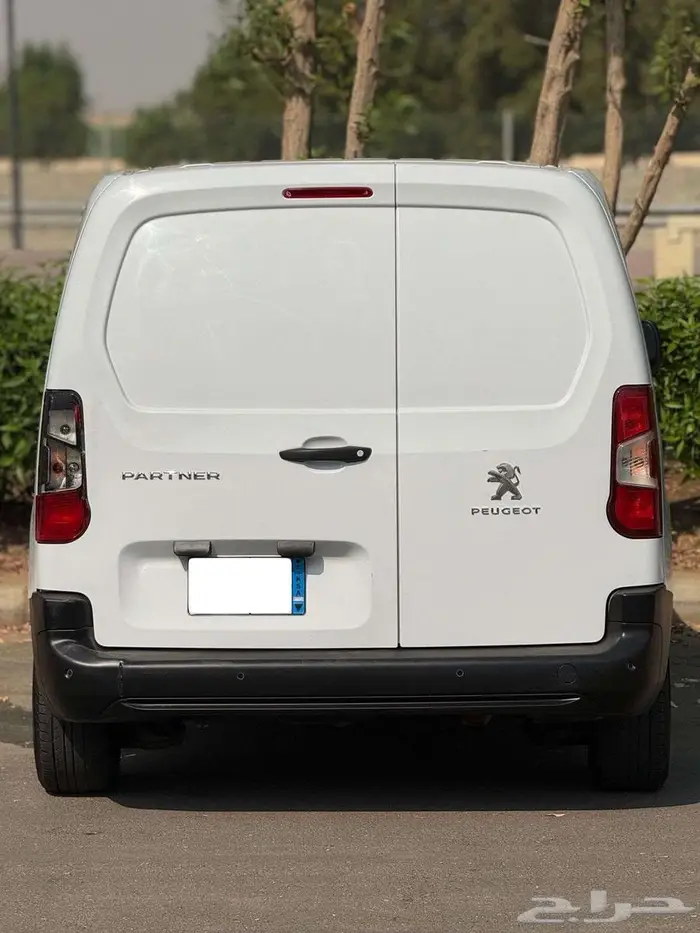 بيجو بارتنر 2023 وكاله السعر بالضريبه 37الف 1