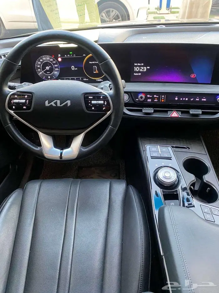 كيا k8 مستورد بنزين موديل 2022 بروجيكتور 4 كاميرات 11