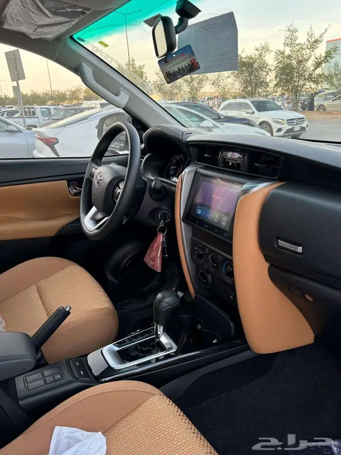 تويوتا فورتشنر GX2 دبل موديل 2025 بنزين 2.7 سعودي 10