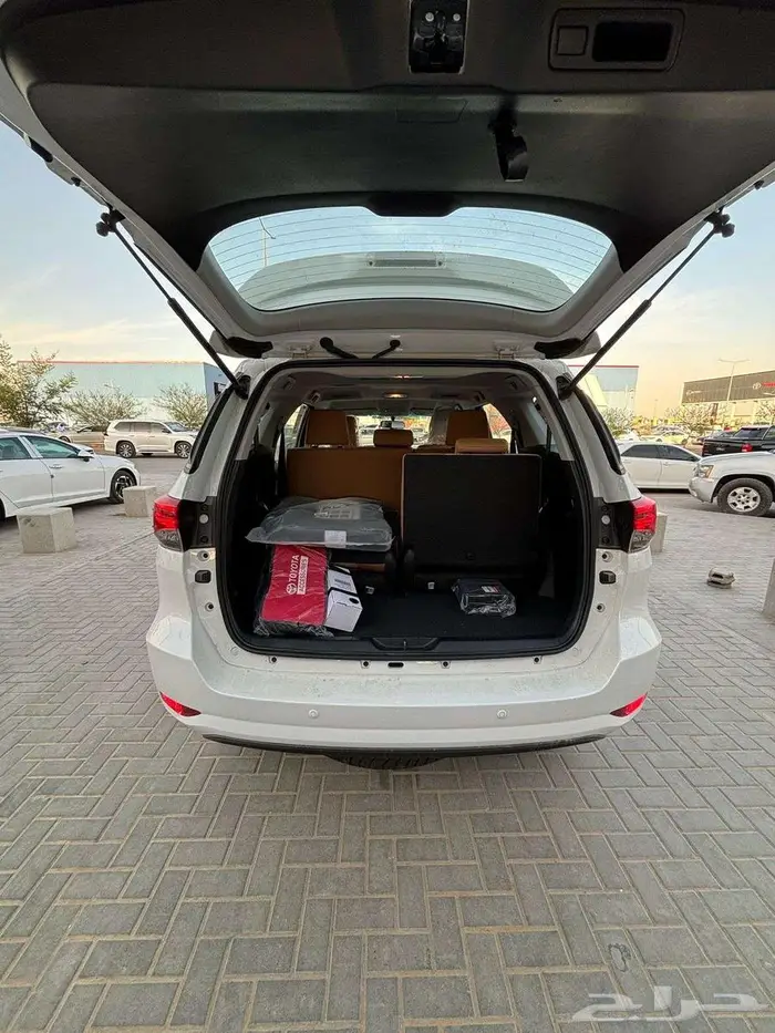 تويوتا فورتشنر GX2 دبل موديل 2025 بنزين 2.7 سعودي 25