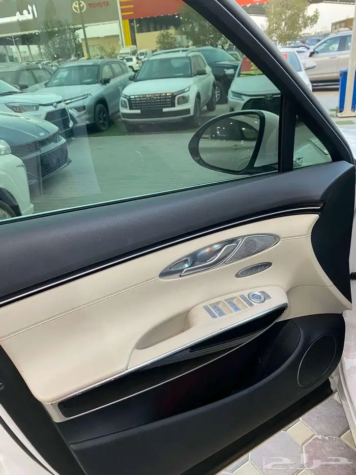 جينسيس gv70 موديل 2021 مستورد كوري 4 سلندر 2.5 16