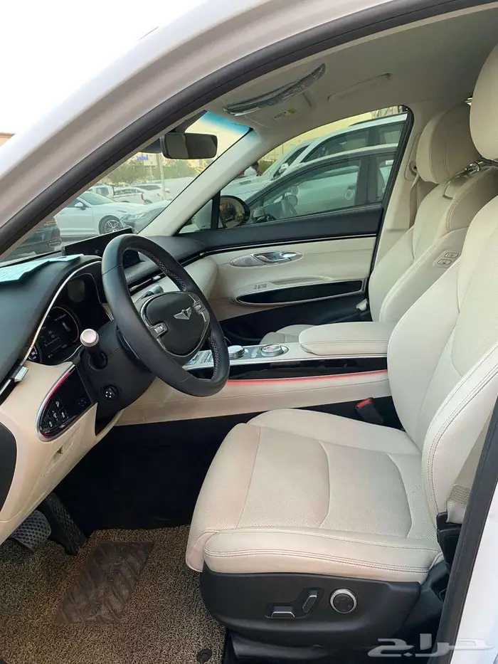 جينسيس gv70 موديل 2021 مستورد كوري 4 سلندر 2.5 9