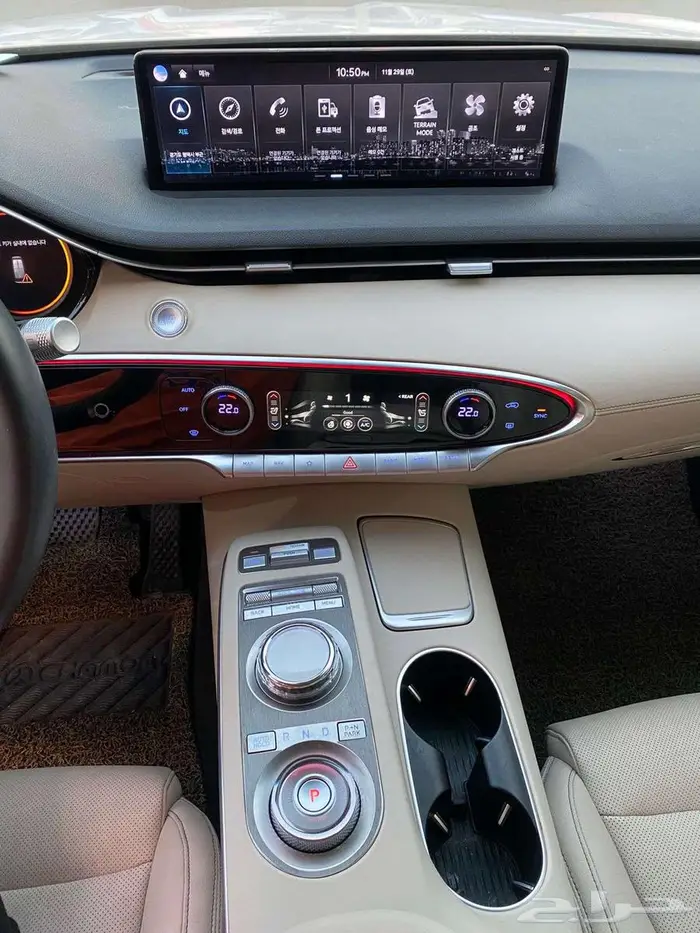 جينسيس gv70 موديل 2021 مستورد كوري 4 سلندر 2.5 23