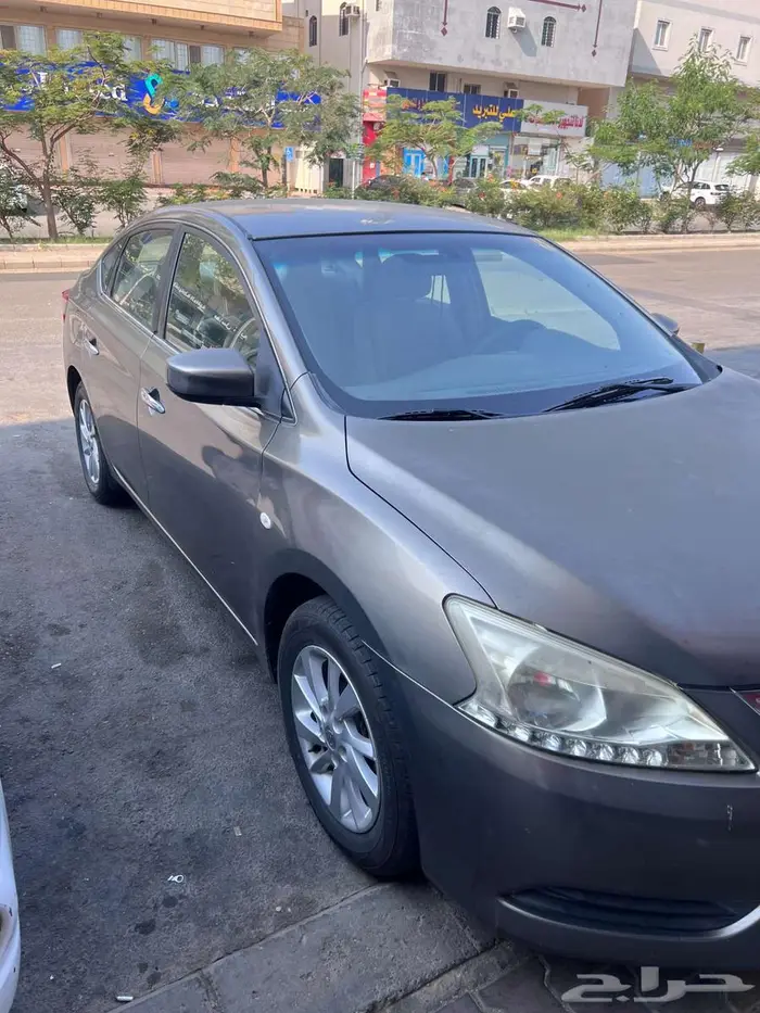 نيسان سنترا 2017 نظيفة 5