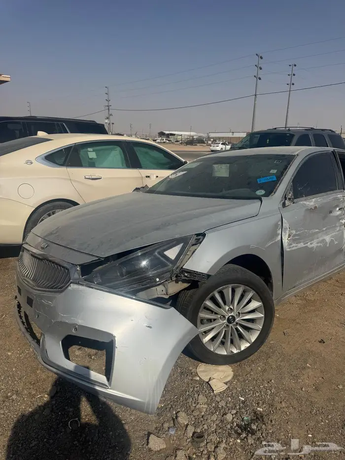 كيا كادينزا 2018 قطع غيار تشليح فقط 4