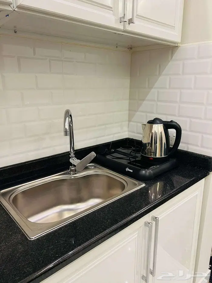 شقة مؤثثة للايجار الشهري 6