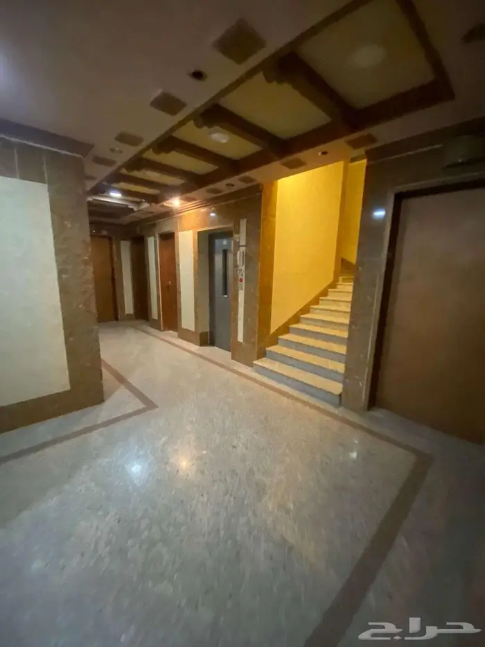 للبيع عمارة تجارية 750 متر 11 شقة بحى المونسية-عرض رقم 1446H 2