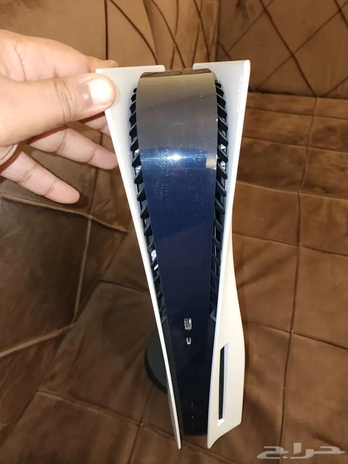 بلايستيشن 5 نسخة الاقراص 4