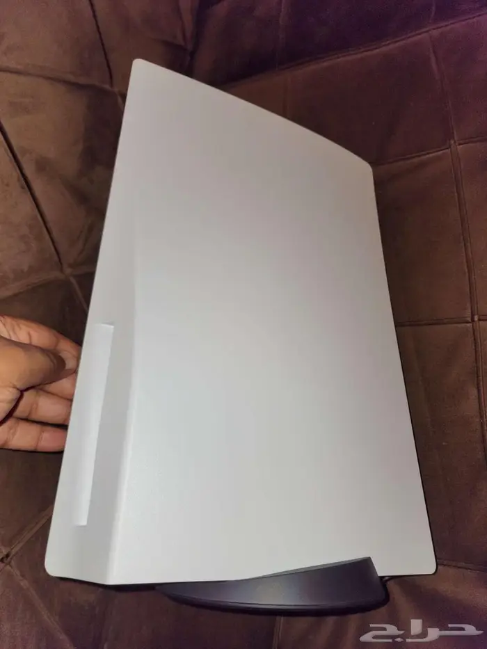 بلايستيشن 5 نسخة الاقراص 6