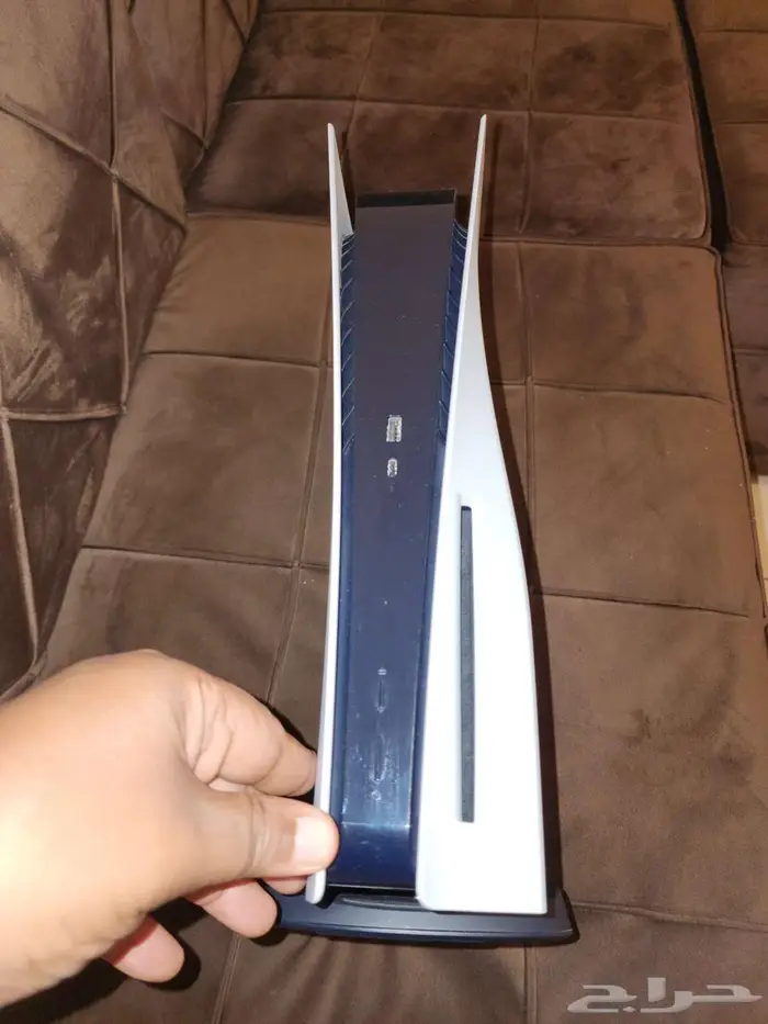 بلايستيشن 5 نسخة الاقراص 5