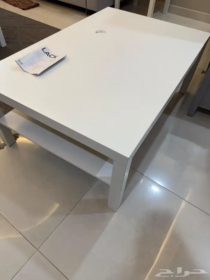 طاولة ايكيا مستخدمة للصالة 3