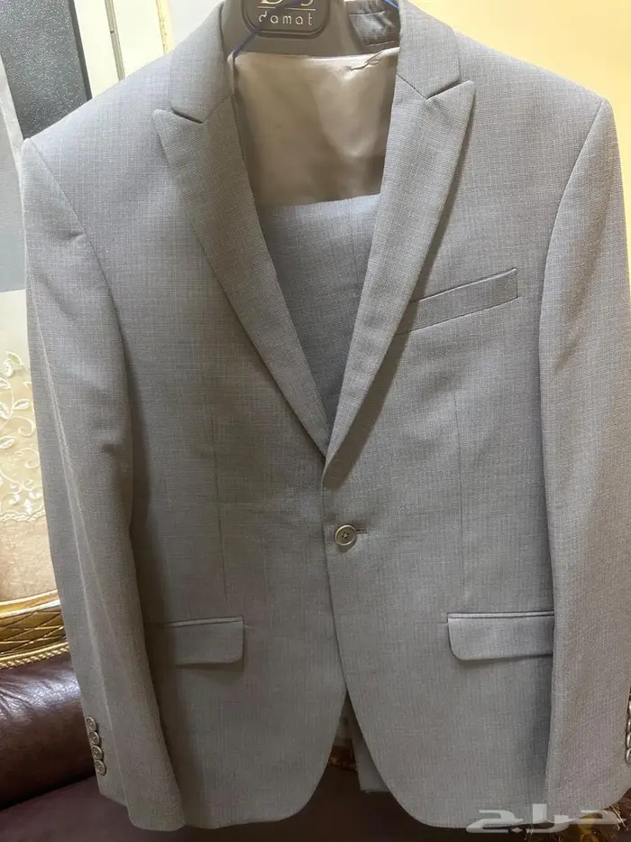 بدلة رسمية جديدة 0