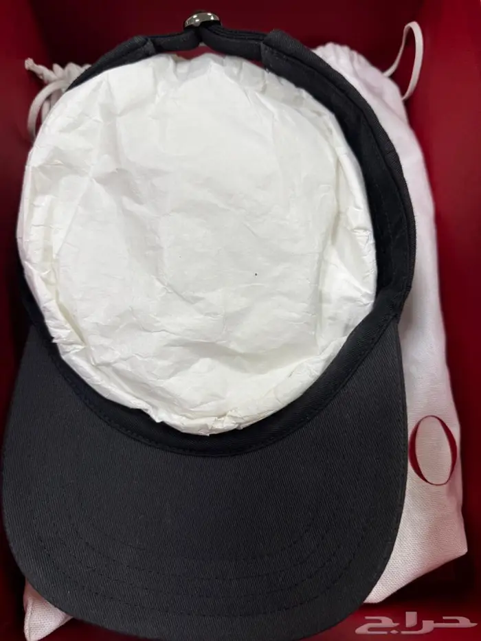 اكسسوارات رجالية فاخرة فالنتينو غارافاني لوي فيتون هيرمز 12