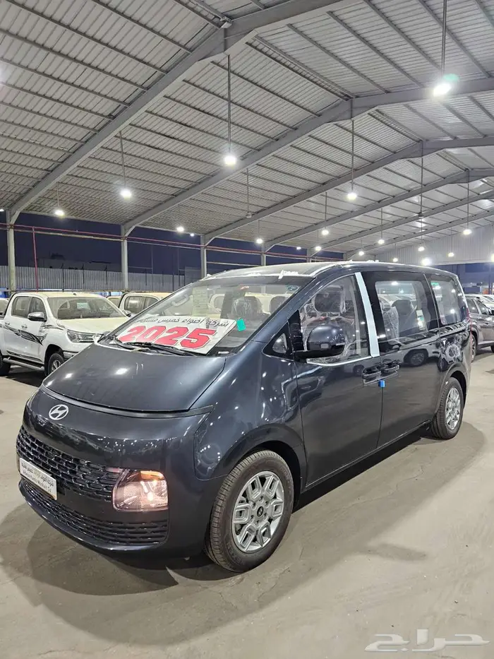 هيونداي ستاريا 2025 ديزل 9