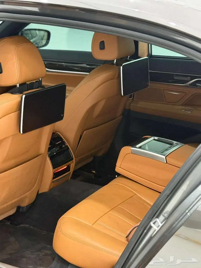 بي ام دبليو 2016 730Li نظيف جدا 9