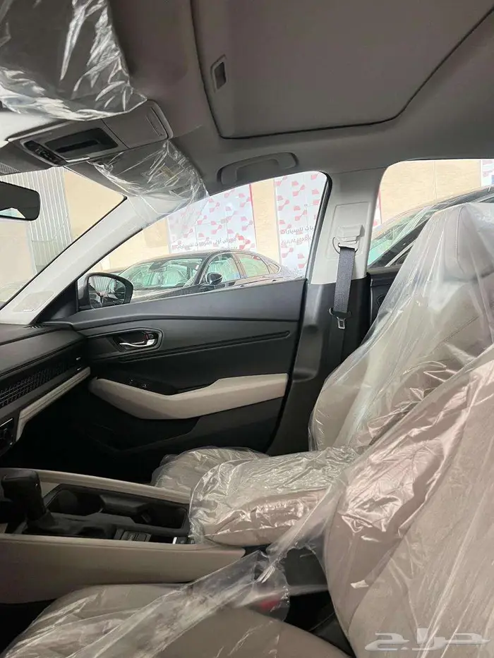 اكورد EX 2025 عرض خاص على الازرق الغامق 5