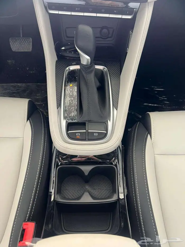 MGZS 1.3T AT LUXURY 2024 8