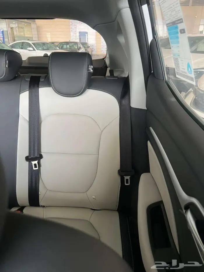 MGZS 1.3T AT LUXURY 2024 17