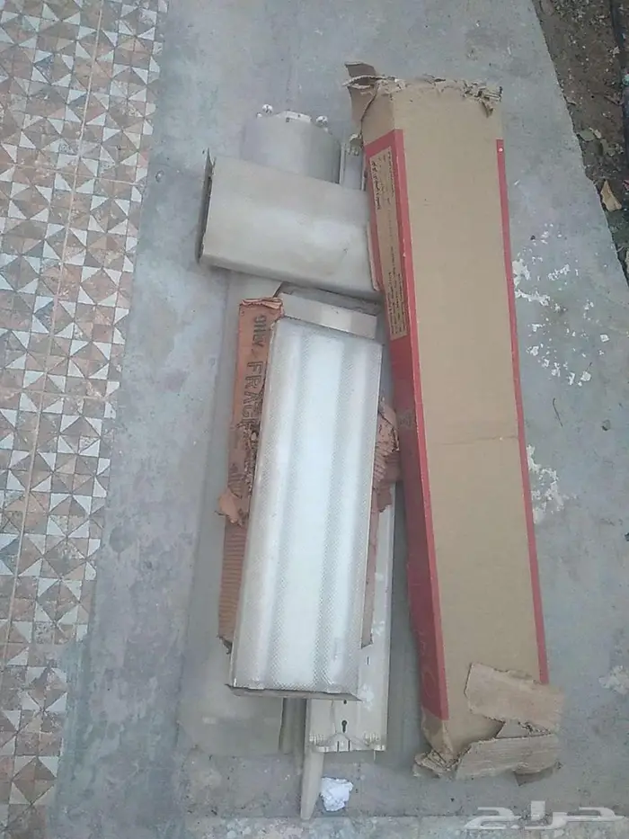 للبيع لمبات سقف واسلاك 2
