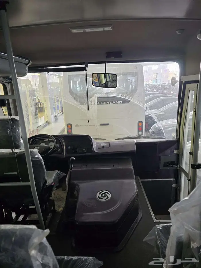 باص اشوك ليلاند 64 راكب ديزل 2026 3