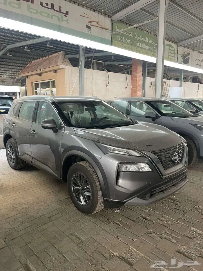 نيسان اكستريل 2025 ستاندر بدون دبل و دبل 5 مقاعد 4