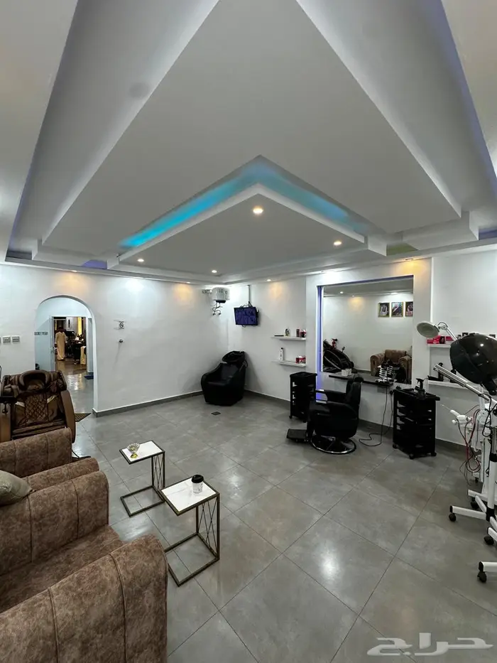 صالون حلاقه V.I.P للتقبيل 10