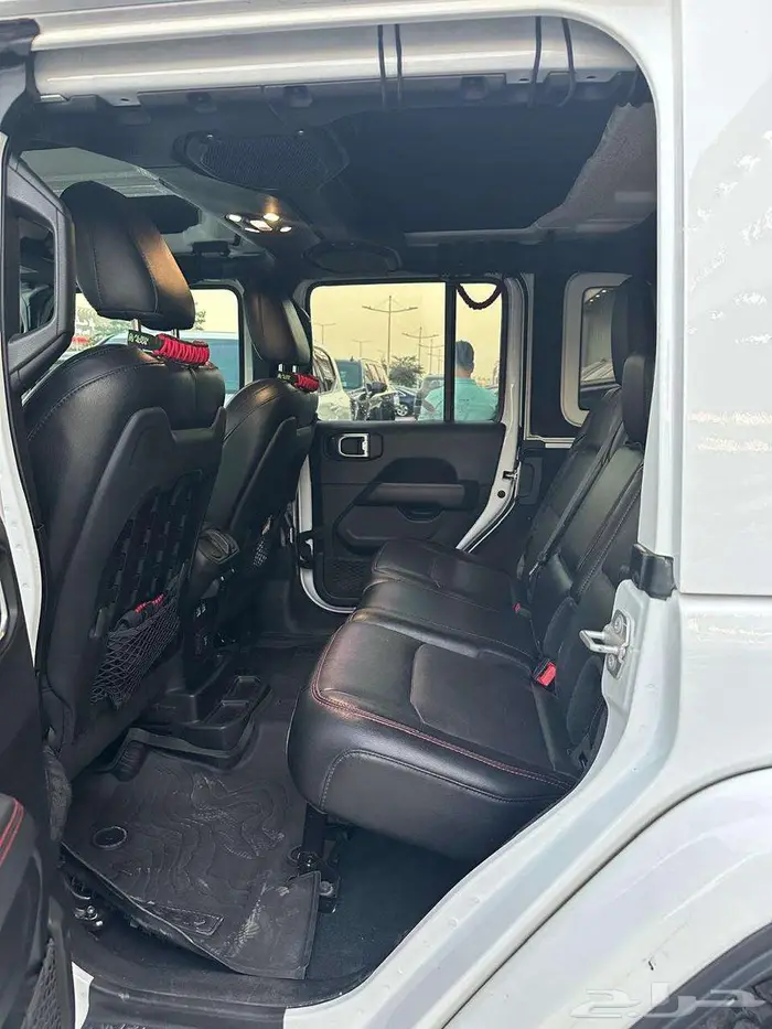 جيب رانجلر موديل 2021 فل كامل عداد 72 الف كم 12