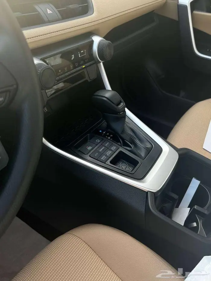 تويوتا رافور استاندر 6