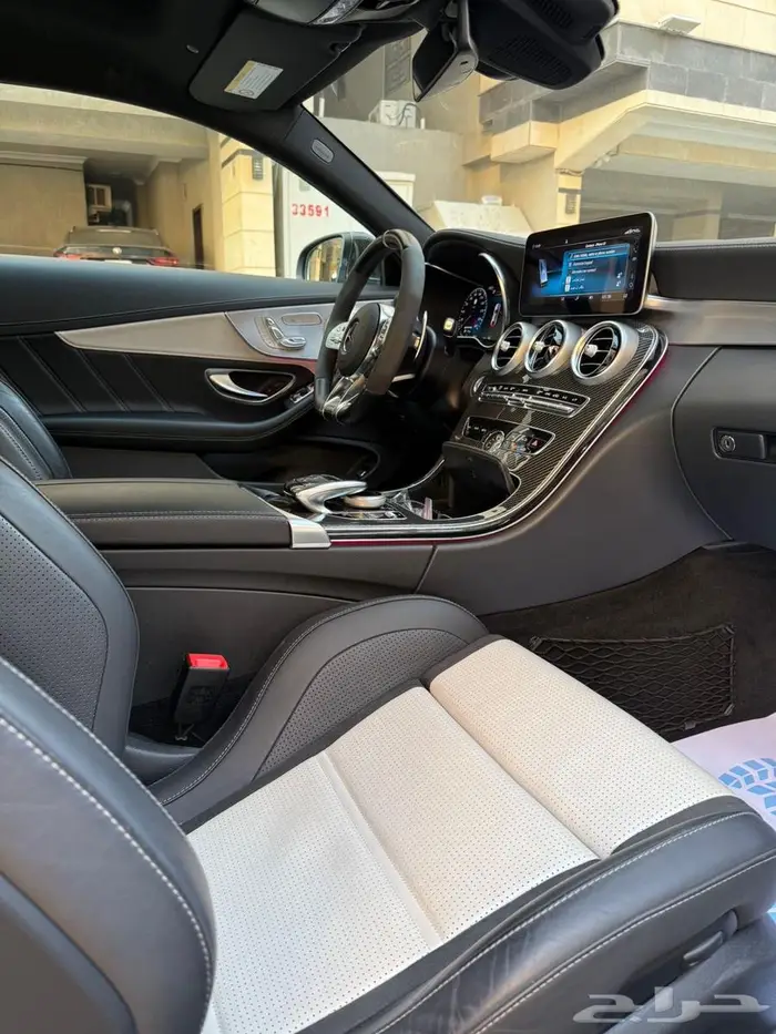 AMG C63s 2020 بحالة الوكالة ممشى قليل 12