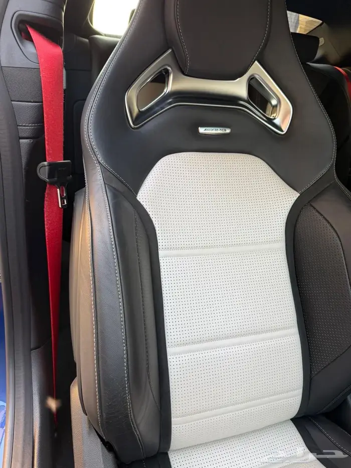 AMG C63s 2020 بحالة الوكالة ممشى قليل 13