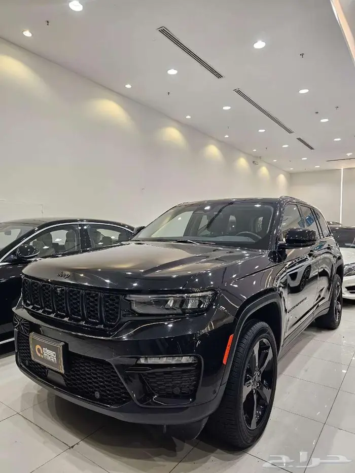 جيب جراند شروكى 2023 ليمتد 2