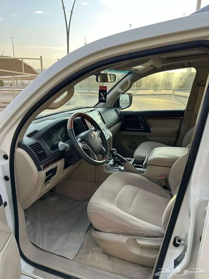 لاندكروزر ديزل GXR 2018 6