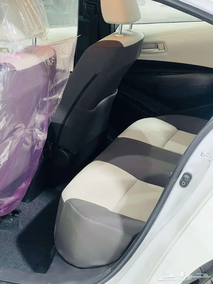 تويوتا كورولا XLI 1.6 بنزين بريمي 2025 8