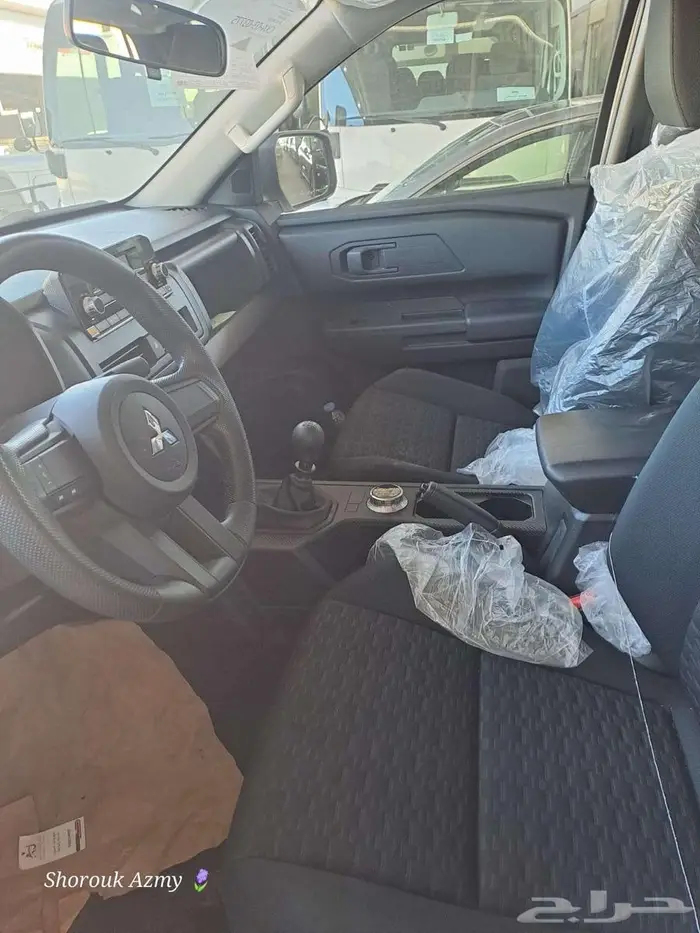 ميتسوبيشي L200 12