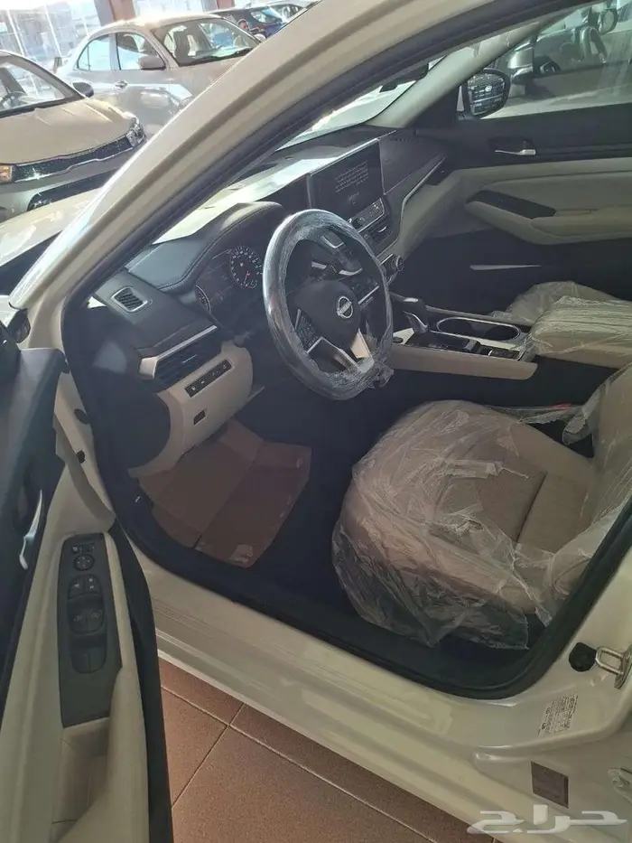 نيسان التيما SV نص فل موديل 2026 8