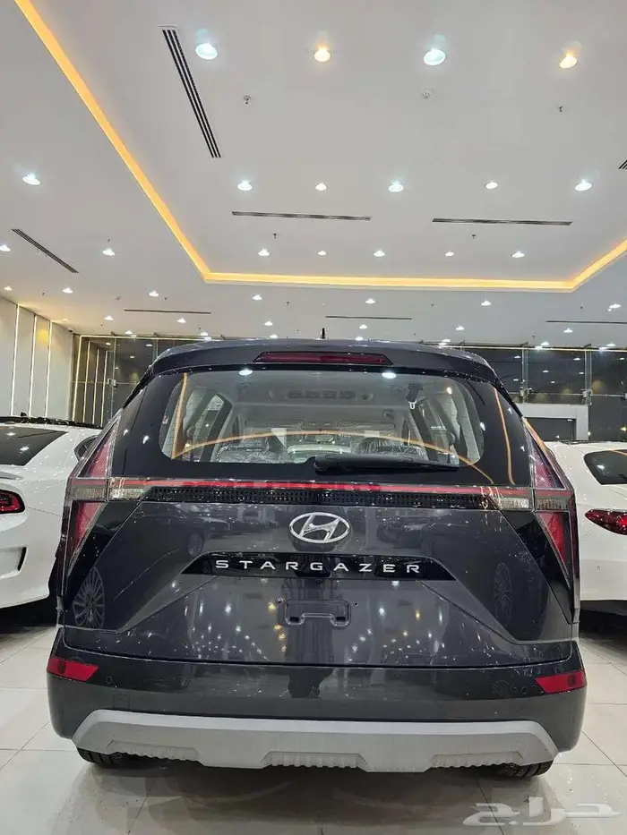 هيونداى ستارجيزر 2025 7 راكب اصفار 16