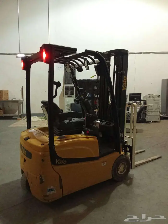 رافعة شوكية كهربائية 4