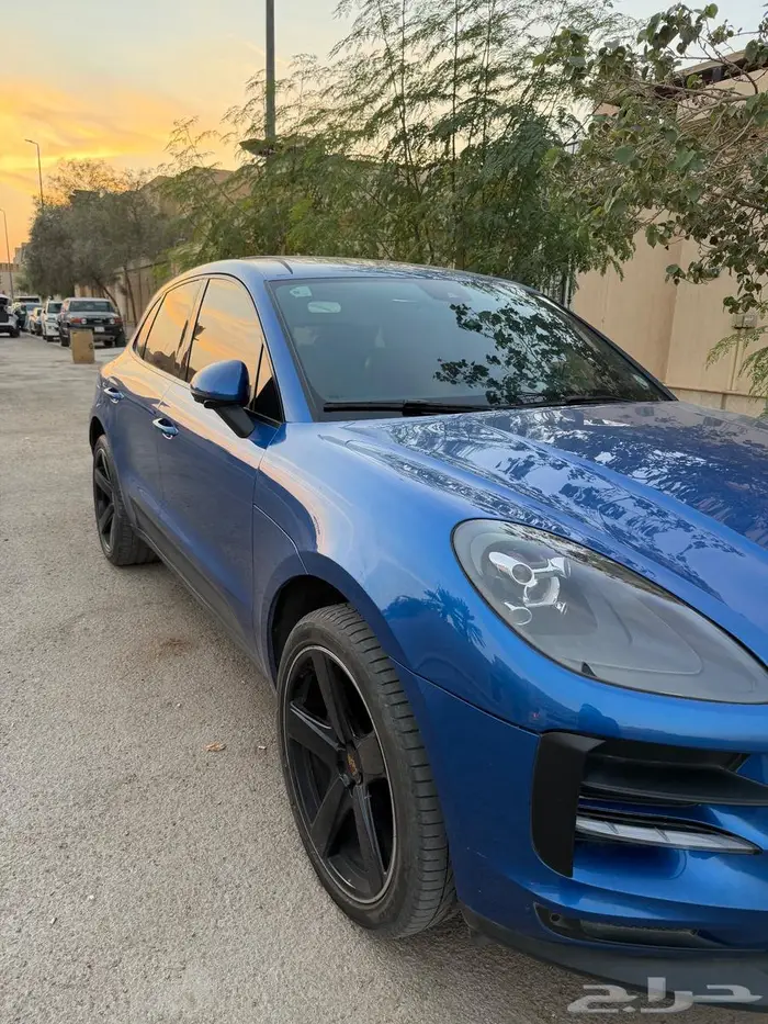 بورش مكان 2021 ازرق 0