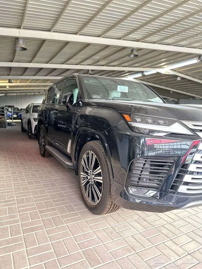 ليكزس Lx600 2025 1