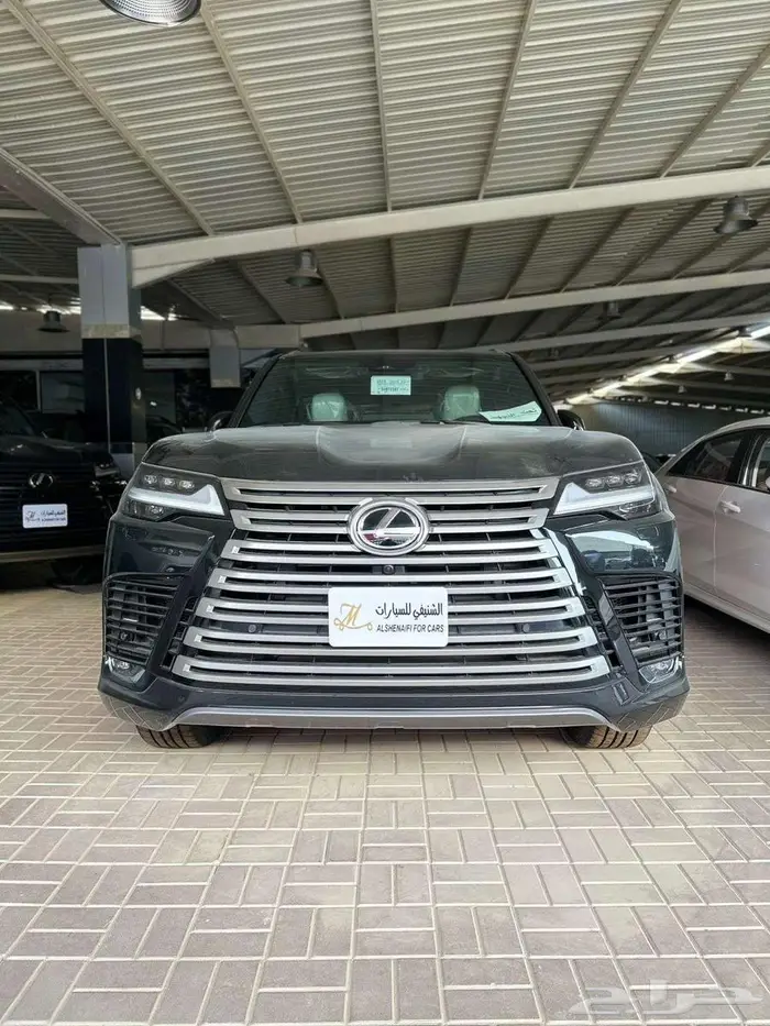 ليكزس Lx600 2025 0